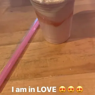 Strawberry Shake