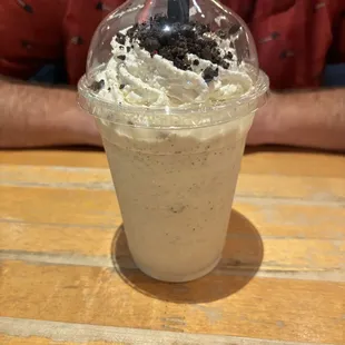 OREO Cookies N&apos; Cream Shake