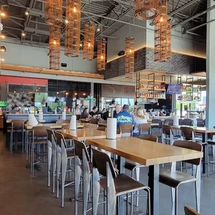 May 2022 after makeover from prior hamburger joint.  Many customers showed up after I took this photo.