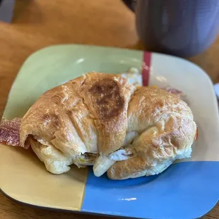 Sunrise sandwich with bacon