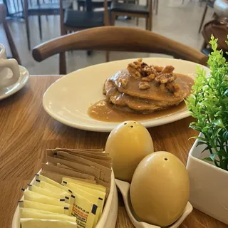 Carrot Cake Pancakes - V