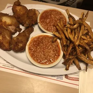 Dinner (5 Pieces) with Hot Sauce and French Fries