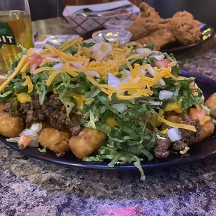 TATOR TOT NACHOS