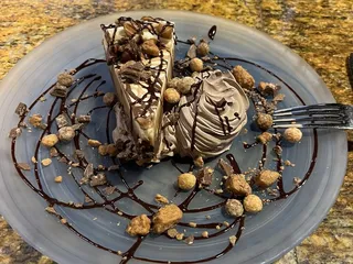 Bonnie & Clyde's Bar & Grill