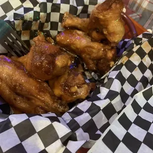 chicken wings, chicken, food, bbq wings, chicken wings and fried chicken, fried chicken wings, poultry, fried chicken, bbq chicken