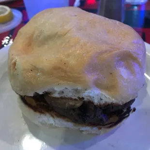 mushroom swiss burger