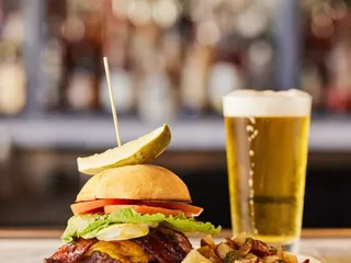 Elm Street Cask & Kitchen