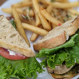 Chicken pesto club