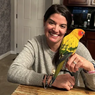 Raquel R.