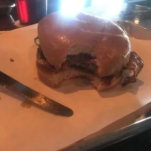Theta Burger