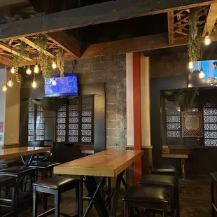 interior, pizza