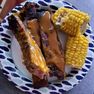 Ribs w/Corn on the cob.