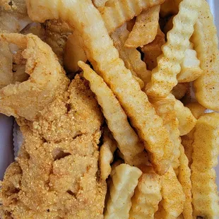 a plate of fried food