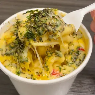 Mac &amp; cheese covered in weird seasonings
