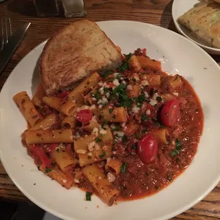 Rigatoni Bolognese