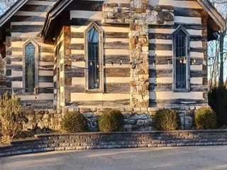 Oak Lodge