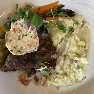 Skirt steak with roasted mash (special of the day)
