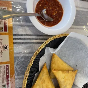 Veggie eggroll, Lentil Sambusa