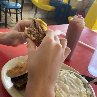 Double home style....1 lb of meat!