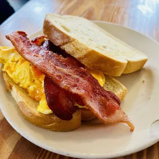 Bacon, egg &amp; cheese sandwich