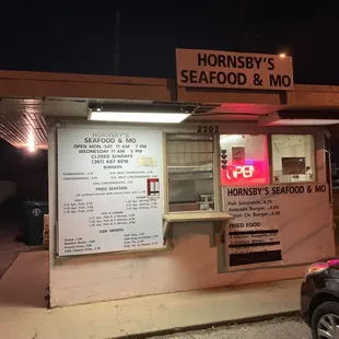 the outside of a restaurant