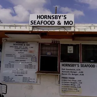 the front of hornsby's seafood and mo