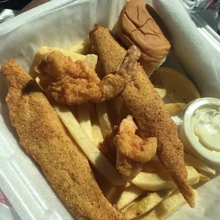 2fish and 2shrimp plate