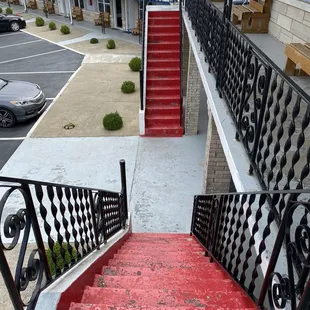 Slippery stairs! Beware!