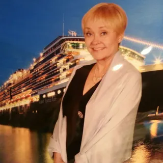 Lynn S.