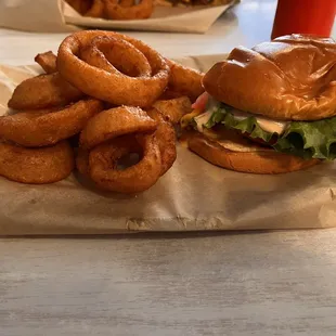 Look at those onion rings!