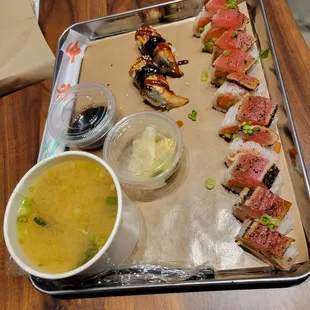 Tuna takaki roll, eel sushi and miso soup