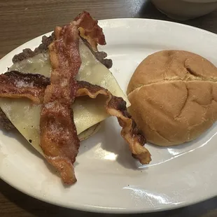 Little Willie 1/2 Pound Burger with Pepper Jack Cheese and Bacon
