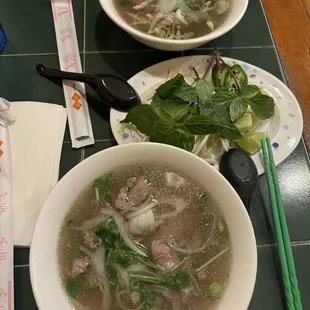 CLOSEST: 6. Pho Tai, FARTHEST: 18. Pho Dac Biet