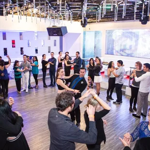 Salsa Lesson at Hot Bachata Nights