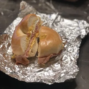 Ham, egg and cheese bagel