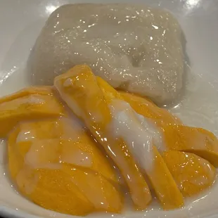 Mango With Thai Sweet Sticky Rice