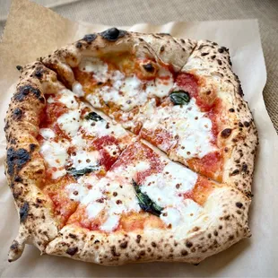 Margherita pizza