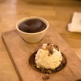  hot chocolate cake and a cup of coffee