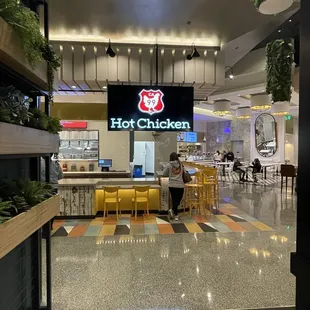 the inside of a fast food restaurant