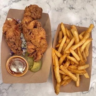 Chicken strips with the yummiest pickles; the perfect birthday lunch on New Year's Eve!