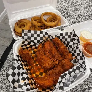 Hot Chicks Wings House