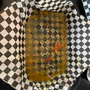 Bottom of wing basket