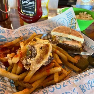 Chefs burger. Super tasty. One of the best burgers I&apos;ve ever had. And I&apos;ve had a lot
