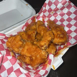 bbq wings, chicken, chicken wings, chicken wings and fried chicken, food, fried chicken, bbq chicken, fried chicken wings, poultry