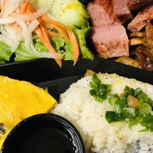 Cơm tấm sườn, chả, nem