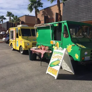 Out in doubles with @thecookiebarlv!