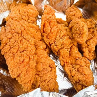 a tray of fried chicken