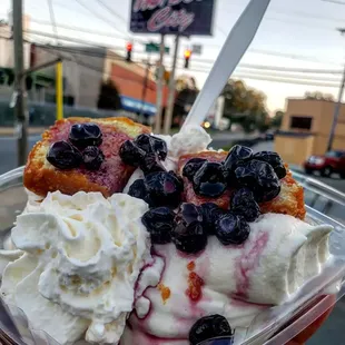 Blueberry shortcake