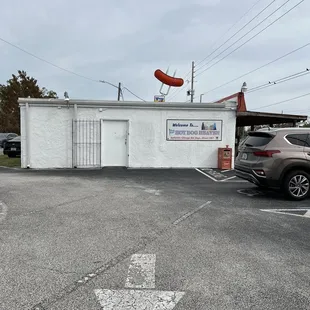 Pic from the Parking lot