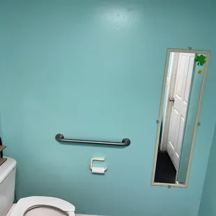 Another view of the dirty bathroom